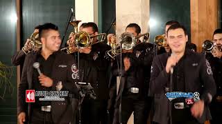 Banda Renovacion  Asi Naci En Vivo [upl. by Snebur]