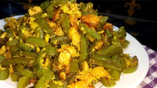 নতুন স্বাদে চিচিংগা রেসিপিTasty Snake Gourd CurryDim Chichinga VajaChichinga RecipeEgg Chiching [upl. by Malinin638]