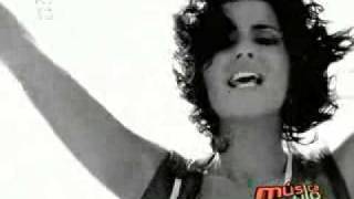 Nelly Furtado  En las manos de Dios [upl. by Kip399]