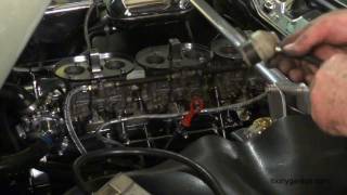 BMW E21 Triple Weber Carburettor Tuning  loud revving [upl. by Yddor]