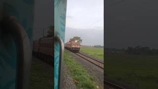 Howrahpuri sf express cross East coast express at High speed [upl. by Patnode]