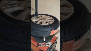 TATA Tiago tyre fitting 17565R14 ZVTV TL tyre fitting tranding pandittyrehouse viral 20inchwh [upl. by Muna]