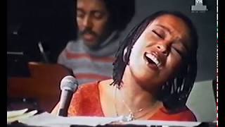 Roberta Flack  Killing Me Softly With His Song 1973 [upl. by Athalee]