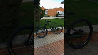 Trek remedy 8 rebuild 😈 mtb slopeduro freeridemtb downhill bikelife mountains mtblife enduro [upl. by Illehs]