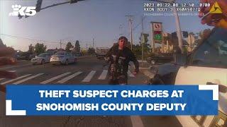 Theft suspect charges at Snohomish Co deputy as he exits his cruiser [upl. by Seagrave]