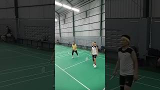 PB Albasia latihanbersama GOR badminton cipondoh HeriAndri dgn mudah mengalahkanlawan badminton [upl. by Einiar]