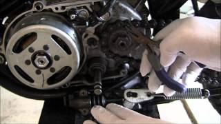 Diagnose Motorcycle Engine Leak Yamaha DT80 Enduro Part 7 Mysterious Leak [upl. by Araj]