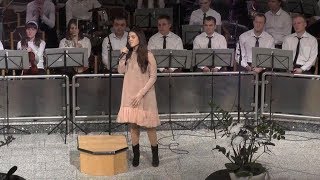 Дарина Кочанжи  Знаешь ли ты Darina Kochanzhi Weihnachten in Troisdorf 06012018 [upl. by Ribble]