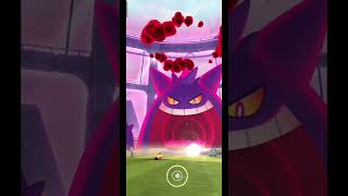 First Ever Gigantamax Gengar Raid in PokemonGo😍🔥😍pokémongogigantamaxshotspokémonraidsshort [upl. by Eeleimaj]