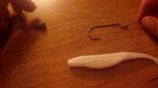 how to rig a fluke texas rig style and weedless [upl. by Nido64]