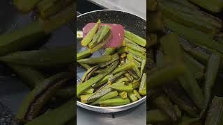 Bhindi ki aisi sabji kabhi try kiya hai kya ashortaday healthytreatsbykhyati viralvideo [upl. by Ellierim]