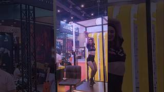 Gogo dancer in dubai gogo gogodancers muscleshow gogotahome girl figuregirls shorts dxb hot [upl. by Balling]