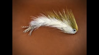 Fly Tying Pike and Musky bucktail game changer [upl. by Carly31]