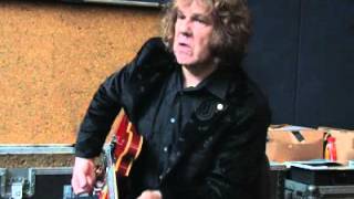 Gary Moore shreds blues rock and jazz [upl. by Nrubloc]