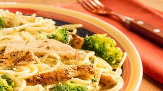 Pasta de pollo con brócoli [upl. by Fredi]