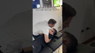 Sblocco dorsale osteopatico 🧑🏻‍⚕️ osteopata osteopatia thrust asmr [upl. by Nnoj865]