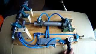 1 Zylinder Pneumatik Motor [upl. by Ettenahs]