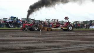 Specials Trekkertrek Tractor pulling Vlagtwedde 3 juni 2012 [upl. by Dloreg]