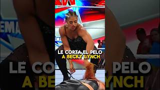 Bianca Belair le corta el pelo a Becky Lynch biancabelair wwe wrestling [upl. by Nazar290]