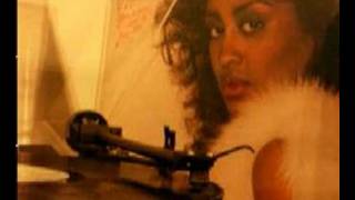 Phyllis Hyman  You Know How To Love Me [upl. by Katinka]