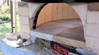 Costruzione forno a legna fai da te  how to build wood fired pizza brick oven S7 [upl. by Savdeep]