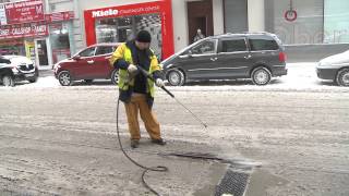 Winterdienst der Wiener Linien im Einsatz [upl. by Ecam]