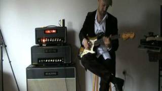 REALTONE 18 Watt Topteil Henrik Freischlader Stratocaster [upl. by Bevon]