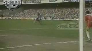 Maradona debut en Napoli vs Fiorentina 1984 FUTBOL RETRO TV [upl. by Peednas979]