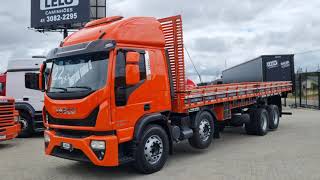 Iveco Tector 8x2 bitruck 31300 Autoshift Ano 22 Carroceria 950 mts [upl. by Johiah]