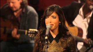 Indila  Run Run  Live in Paris [upl. by Sola]