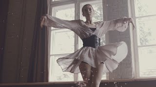 Danse  Ritournelle intemporelle pour un instant de grâce [upl. by Larkins]