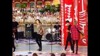 20141117 One Direction Concert on the Today Show  Universal Orlando Part 2 [upl. by Beaufert]