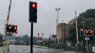 Lymington Town Level Crossing Hampshire [upl. by Breanne940]