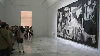 Picassos Guernica en Museo de Arte Reina Sofia Madrid [upl. by Aneroc]