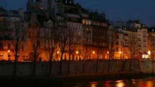 Paris la nuit la pluiequot Didier Barbelivien [upl. by Anelrihs]