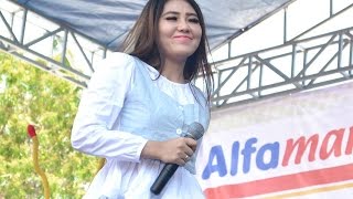 Via Vallen  Sayang  live pasuruan 2016 [upl. by Eneryt]