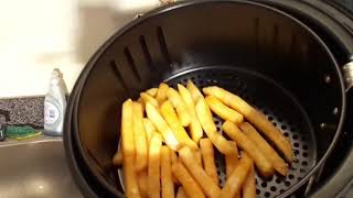 Making French Fries On aquot OILLESS FRYERAIR FRYERquot [upl. by Stephie52]