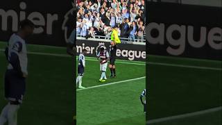 RED CARD Referee Andy Madley Shows Muhammed Kudus the Red Card Tottenham 41 West Ham [upl. by Aynodal]