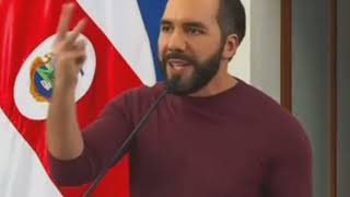 NAYIB BUKELE EXCELENTE RESPUESTA A PERIODISTA ZURDA [upl. by Aticilef]