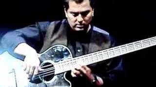 Eliseo Borrero acoustic bassguitar solo with Strunz and Farah [upl. by Onitsuj]