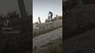 Rockrider st 530s jump like [upl. by Acyre]