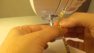 Fancy Trim Foot Singer Quantum Stylist 9960 Video Part 17 [upl. by Prinz554]