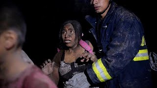 Al menos 75 muertos en Guatemala por el Volcán de Fuego [upl. by Enayd]