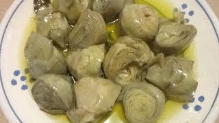 Carciofi sottolio ricetta tradizione fatto in casaMonopoli Puglia Italia [upl. by Akirahc]