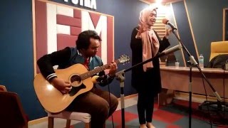 Amira Othman  Hatihati akustik [upl. by Aon]