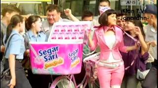 Segar Sari  Susu Soda  TVC Iklan [upl. by Leela59]