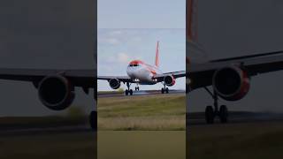 EasyJet A319 arrival into Leeds Bradford Airport [upl. by Chessa]