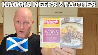 🏴󠁧󠁢󠁳󠁣󠁴󠁿 Its CHEAP What to EXPECT HAGGIS NEEPS amp TATTIES Review [upl. by Catrina]