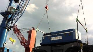 Crane Accident 2011 [upl. by Naved646]