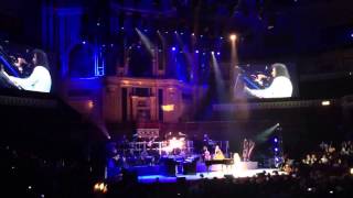 Concierto completo de Yanni en Londres 2014 [upl. by Angelico807]